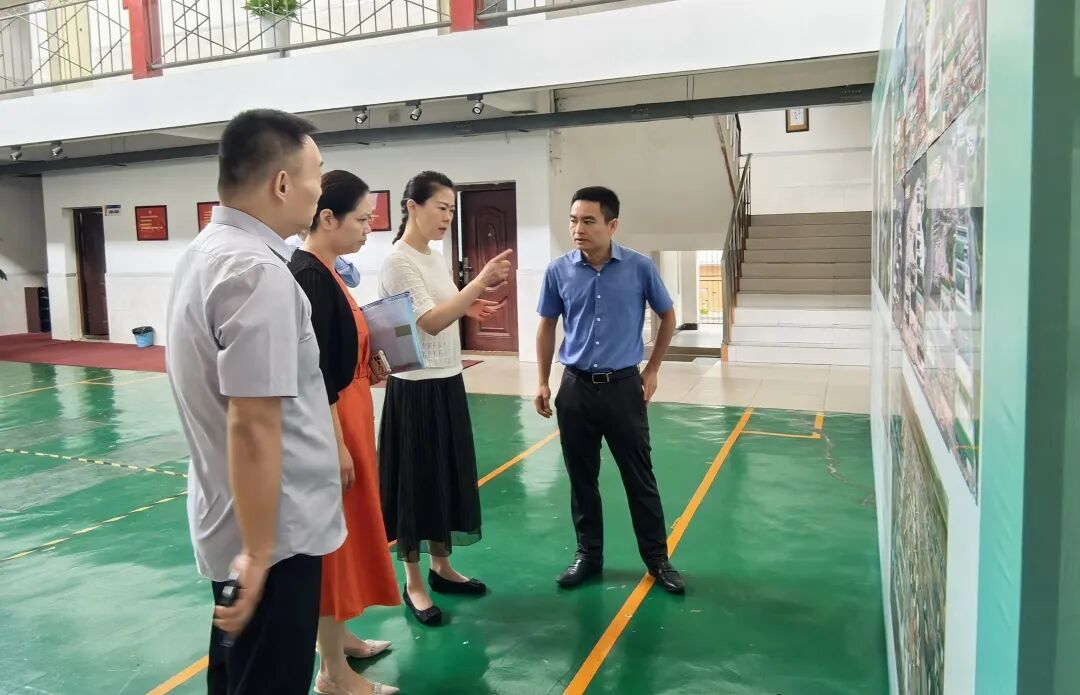 检查调研现场2.jpg