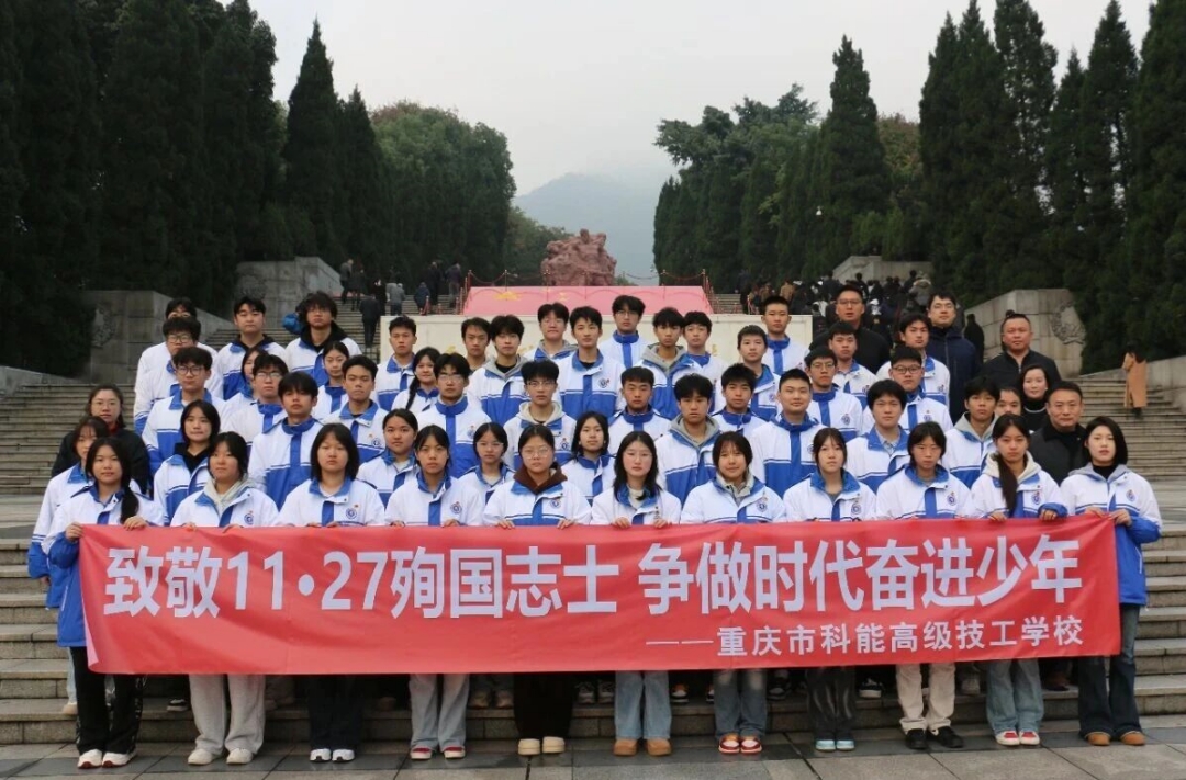 1764235381146381.jpg 活动现场1.jpg