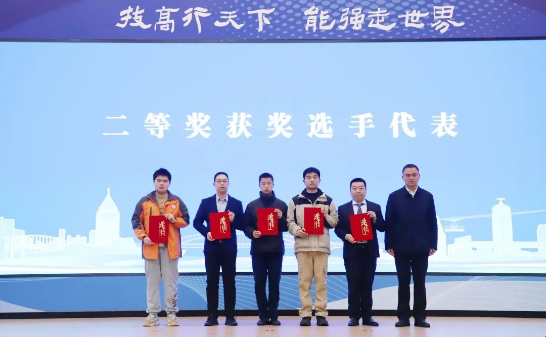 1764897869816915.jpg 现场1.jpg